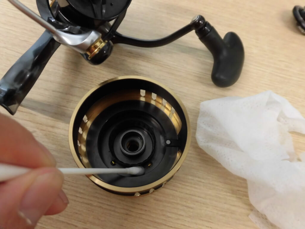 スピニングリール 掃除